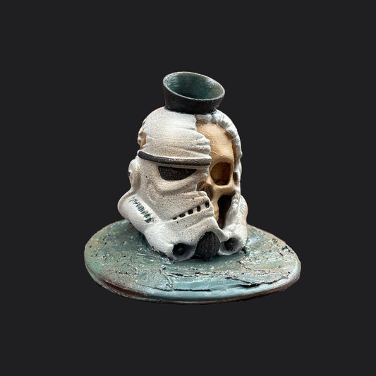 Stormtrooper Helmet & Skull - Digital Pen Holder